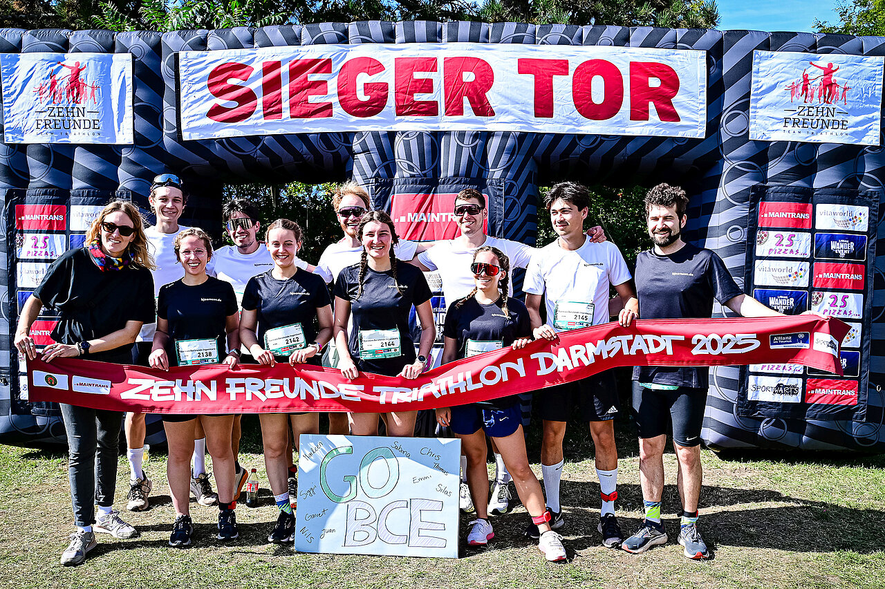 Unser standortübergreifendes Björnsen-Team aus Darmstadt, Speyer und München